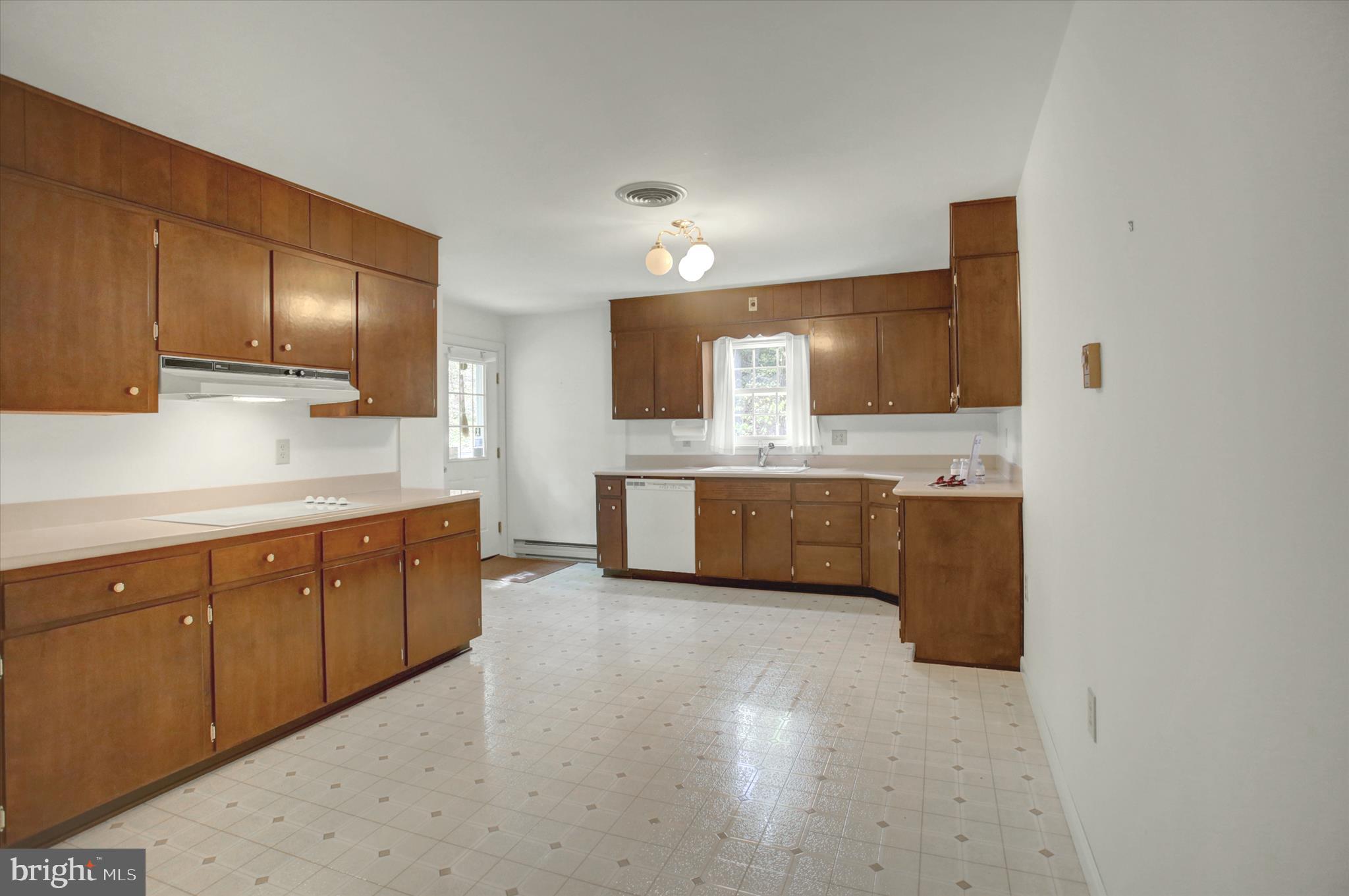 232 Mt Union Road Fayetteville, PA 17222 - Photo 20 of 39 Kitchen