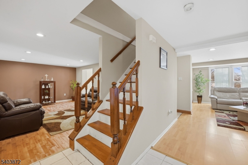 41 Woodland Road Bloomfield, NJ 07003 - Photo 7 of 30