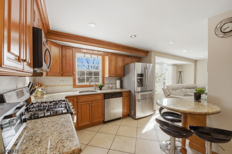 41 Woodland Road Bloomfield, NJ 07003 - Photo 9 of 30