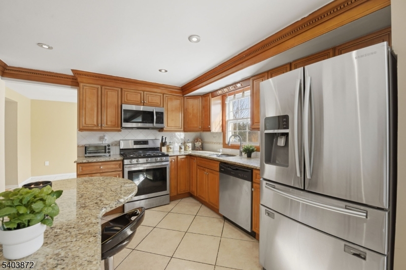 41 Woodland Road Bloomfield, NJ 07003 - Photo 10 of 30