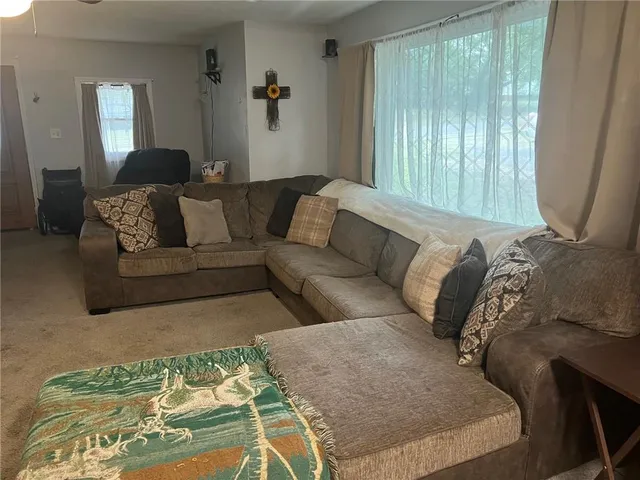 $130,000 | 503 West Hickory Street, Nevada, MO 64772