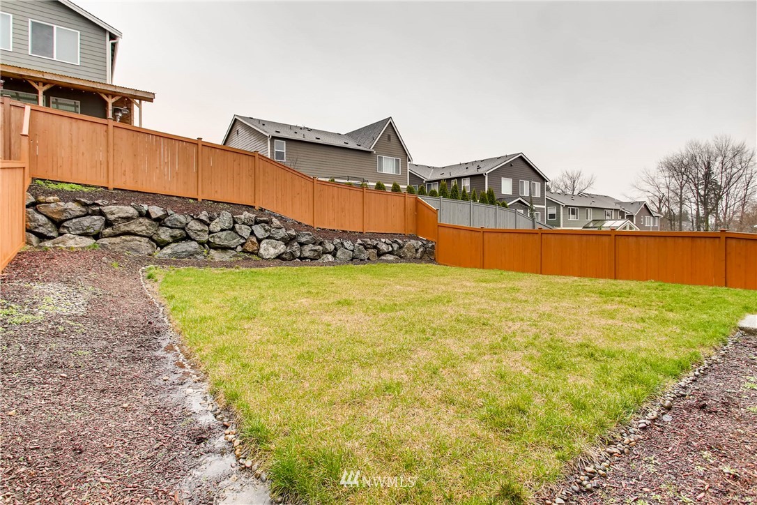 5601 Northeast 9th Street Renton, WA 98059 - Photo 21 of 23