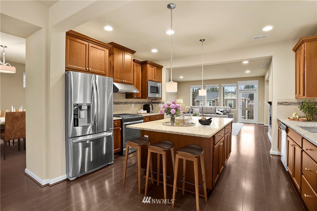 5601 Northeast 9th Street Renton, WA 98059 - Photo 6 of 23