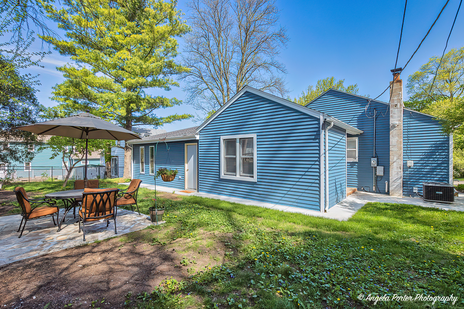 407 Ivy Road Island Lake, IL 60042 - Photo 23 of 26 Gallery Image 23