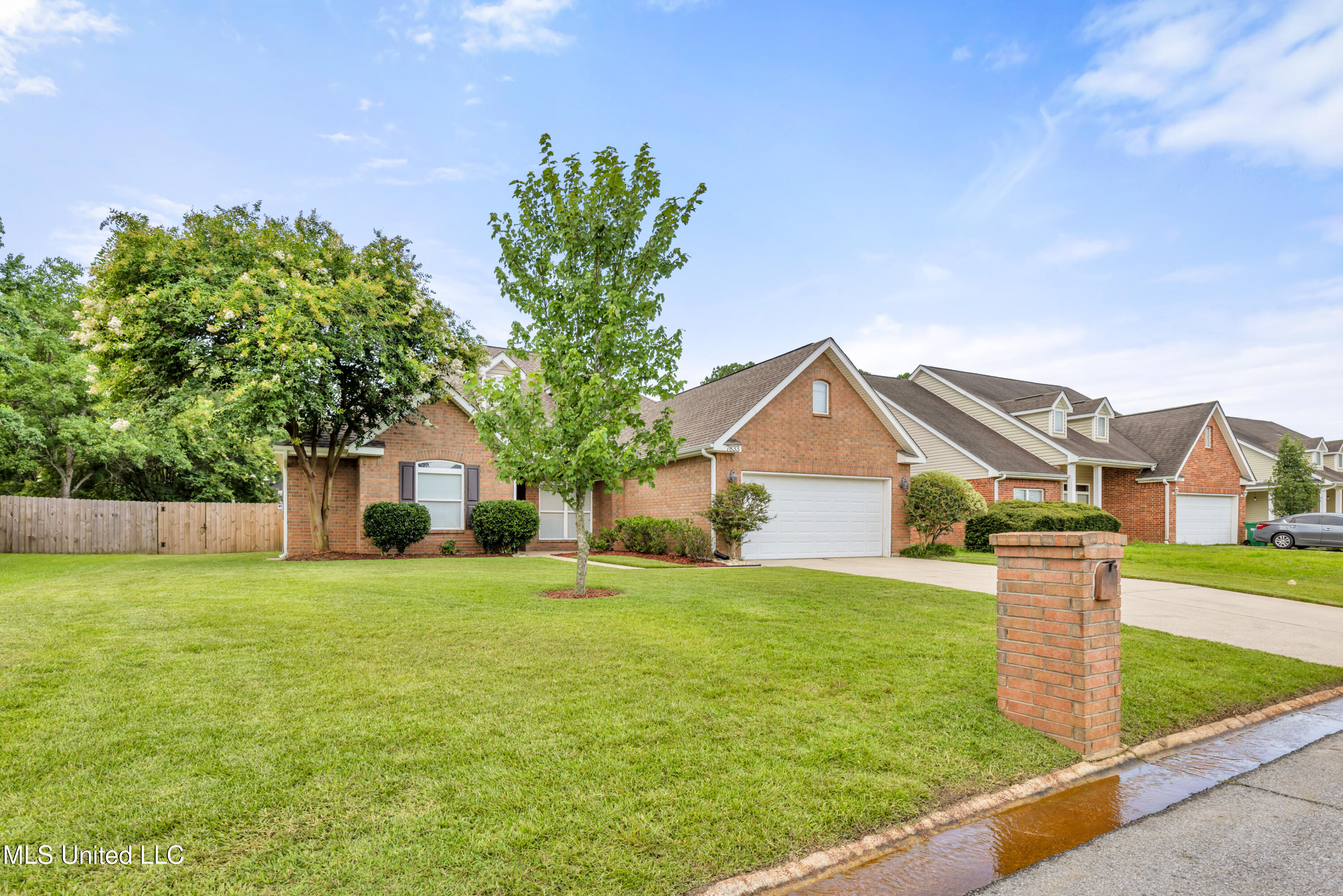 7833 Rue Morgan Ocean Springs, MS 39564 - Photo 3 of 40 7833RueMorgan-7