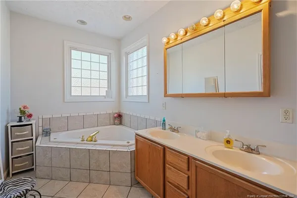 $399,900 | 73 Scotch Lane, St. Pauls, NC 28384