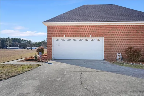 $399,900 | 73 Scotch Lane, St. Pauls, NC 28384