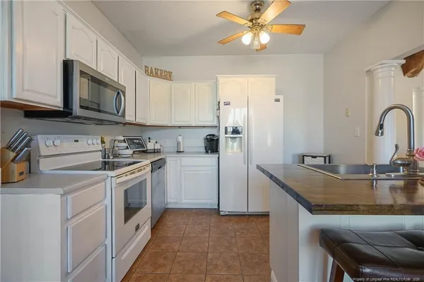 $399,900 | 73 Scotch Lane, St. Pauls, NC 28384