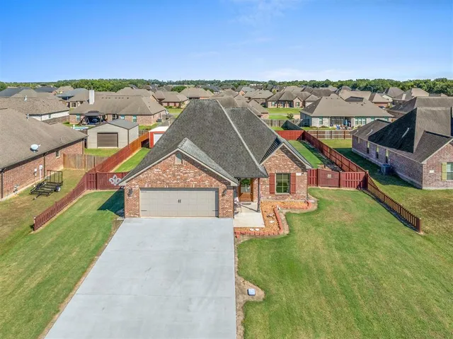 $297,500 | 607 Chestnut Street, Iowa, LA 70647