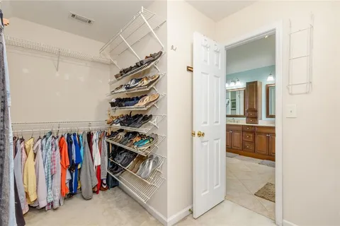 $645,000 | 320 Hillside Manor Drive Northeast, Sugar Hill, GA 30518