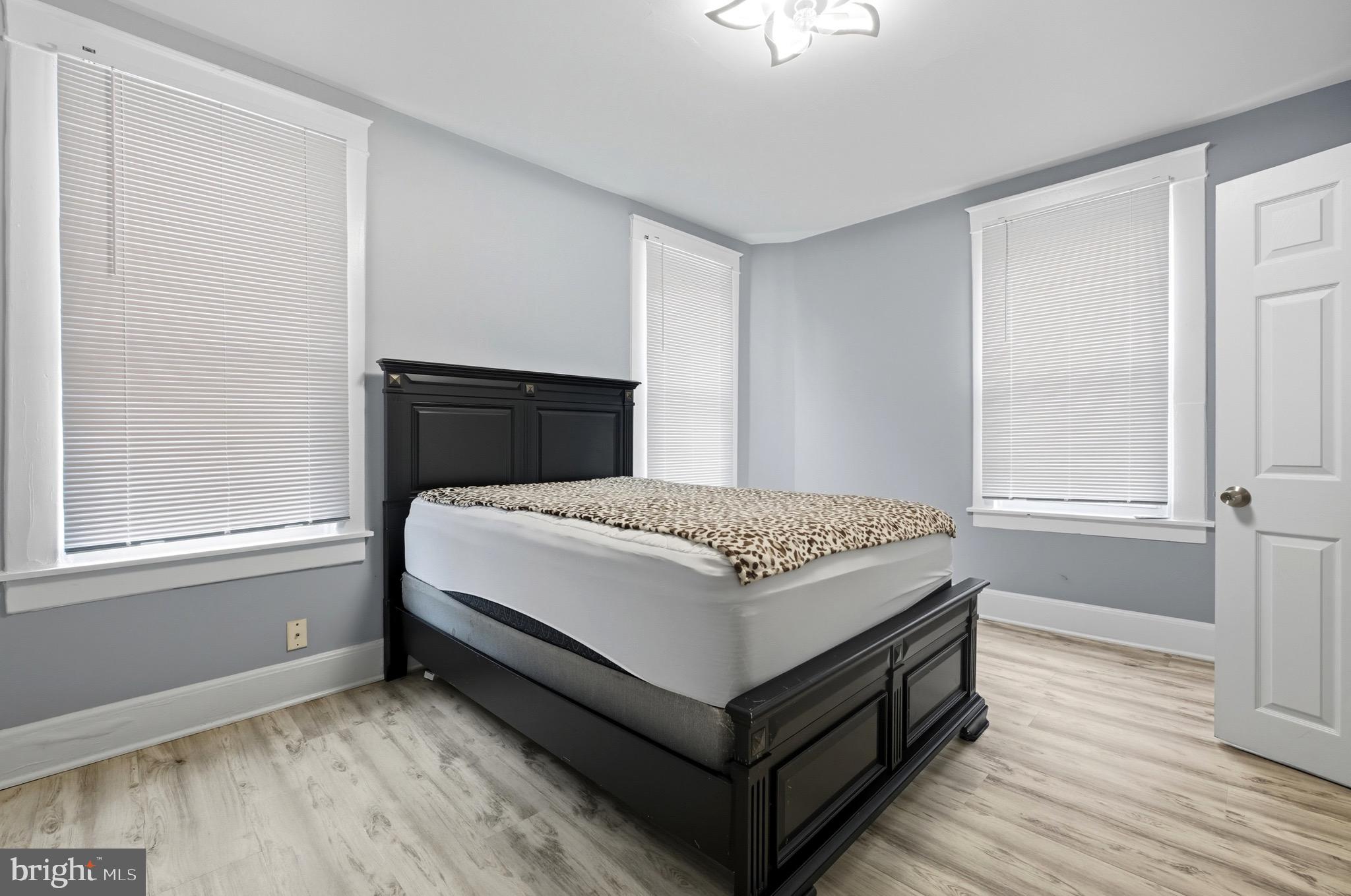 748 Denison Street Baltimore, MD 21229 - Photo 8 of 14