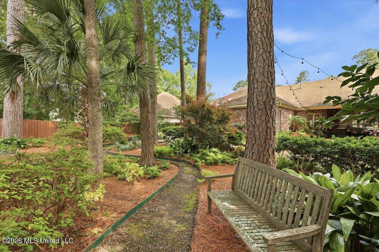 385 Pinewood Lane Ridgeland, MS 39157 - Photo 32 of 37 36-385 Pinewood Ln _ Hometoursms.com