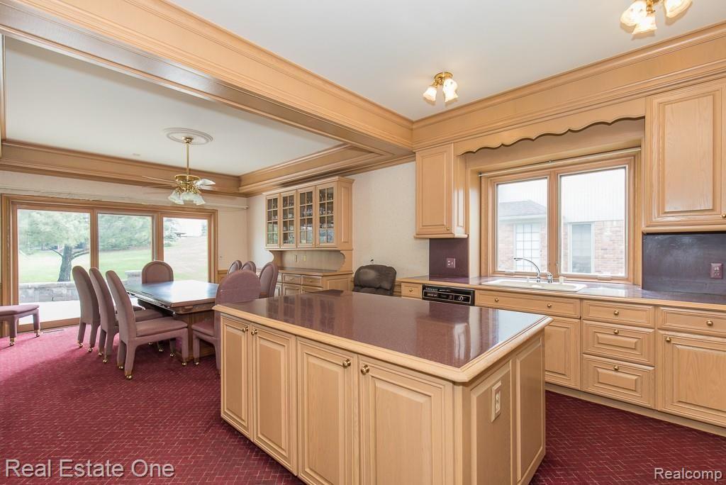 3436 Summit Ridge Drive Rochester Hills, MI 48306 - Photo 23 of 32