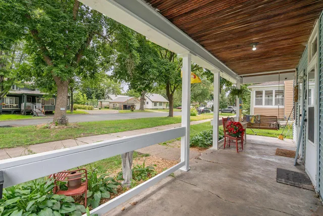 $409,900 | 656 2nd Street North, Bayport, MN 55003