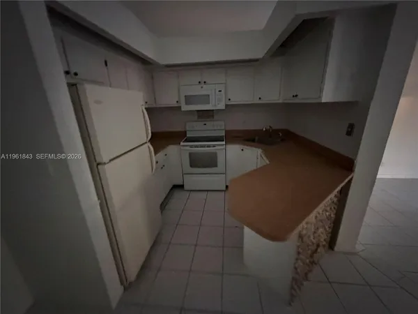 $1,800 | 4191 South 57th Avenue, Unit H, Greenacres, FL 33463