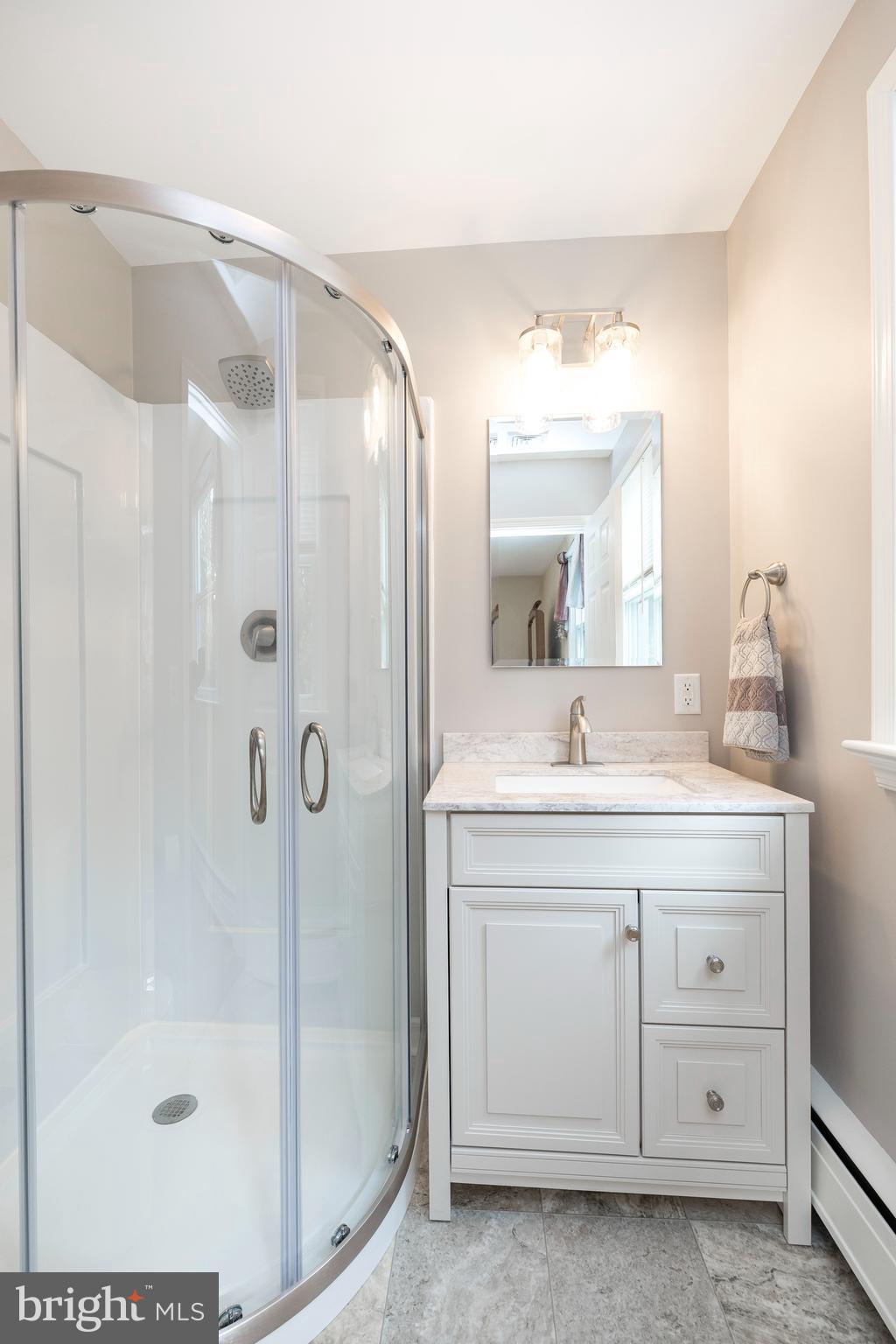 947 West Valley Road Pottstown, PA 19464 - Photo 17 of 36 Newly remodeled en-suite bath