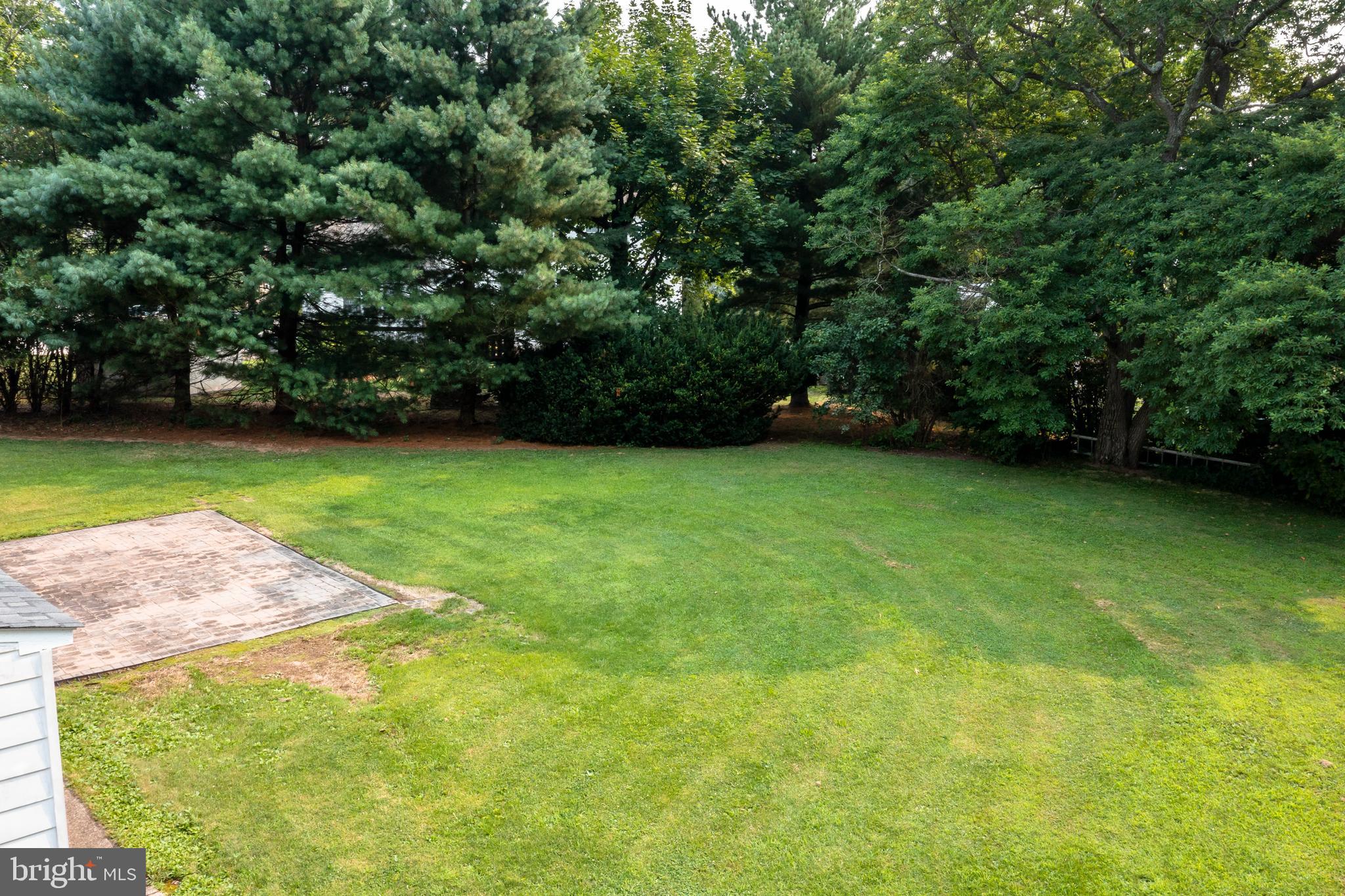 947 West Valley Road Pottstown, PA 19464 - Photo 32 of 36 Nice private yard with paver patio