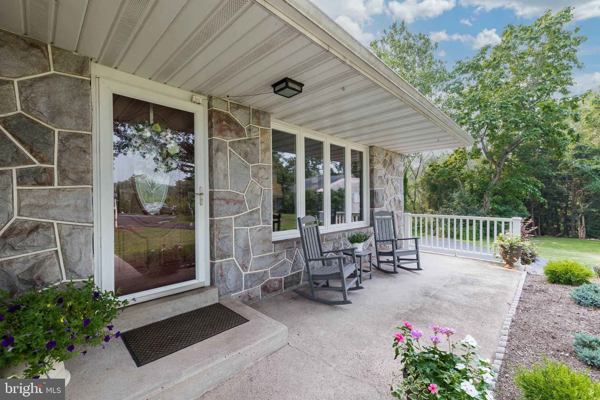 947 West Valley Road Pottstown, PA 19464 - Photo 6 of 36 Large covered front porch