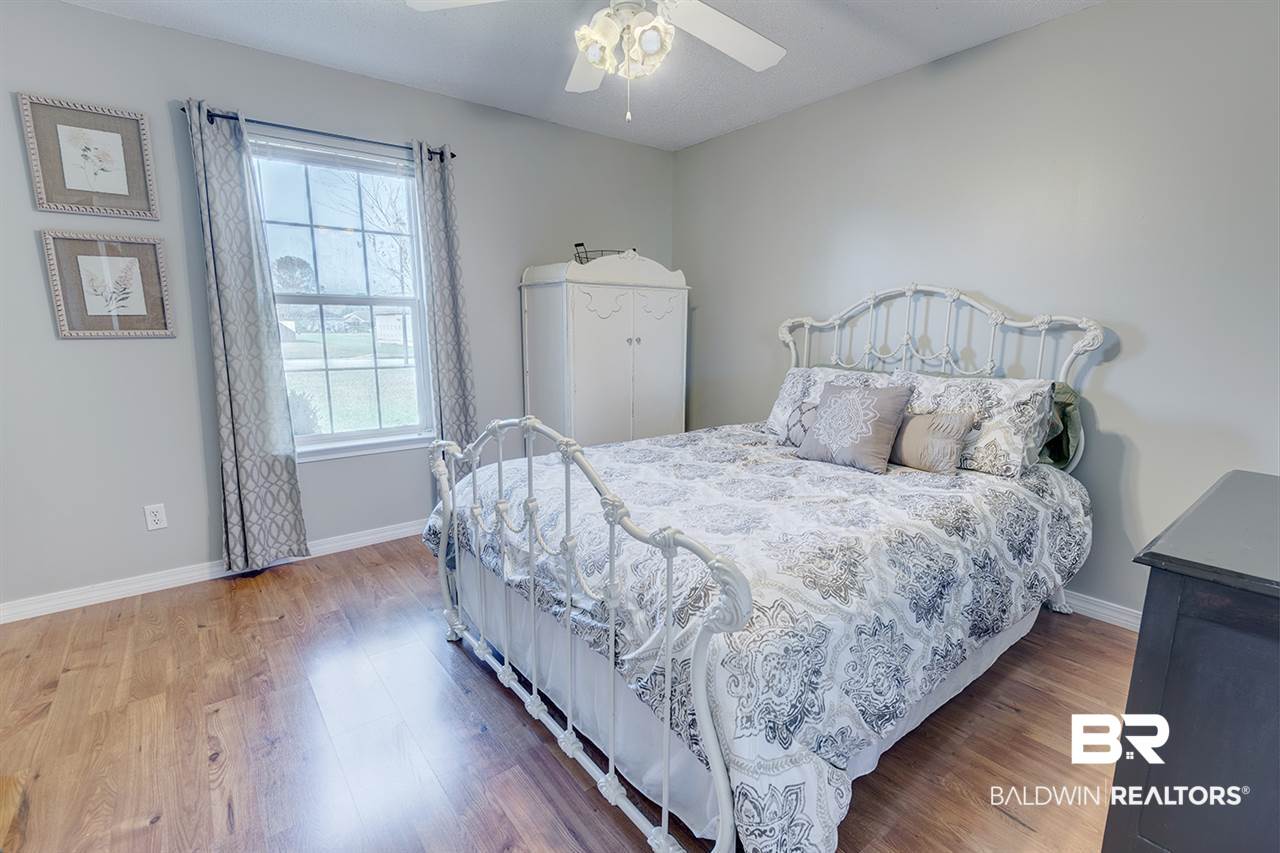 17803 East View Loop Foley, AL 36535 - Photo 17 of 22