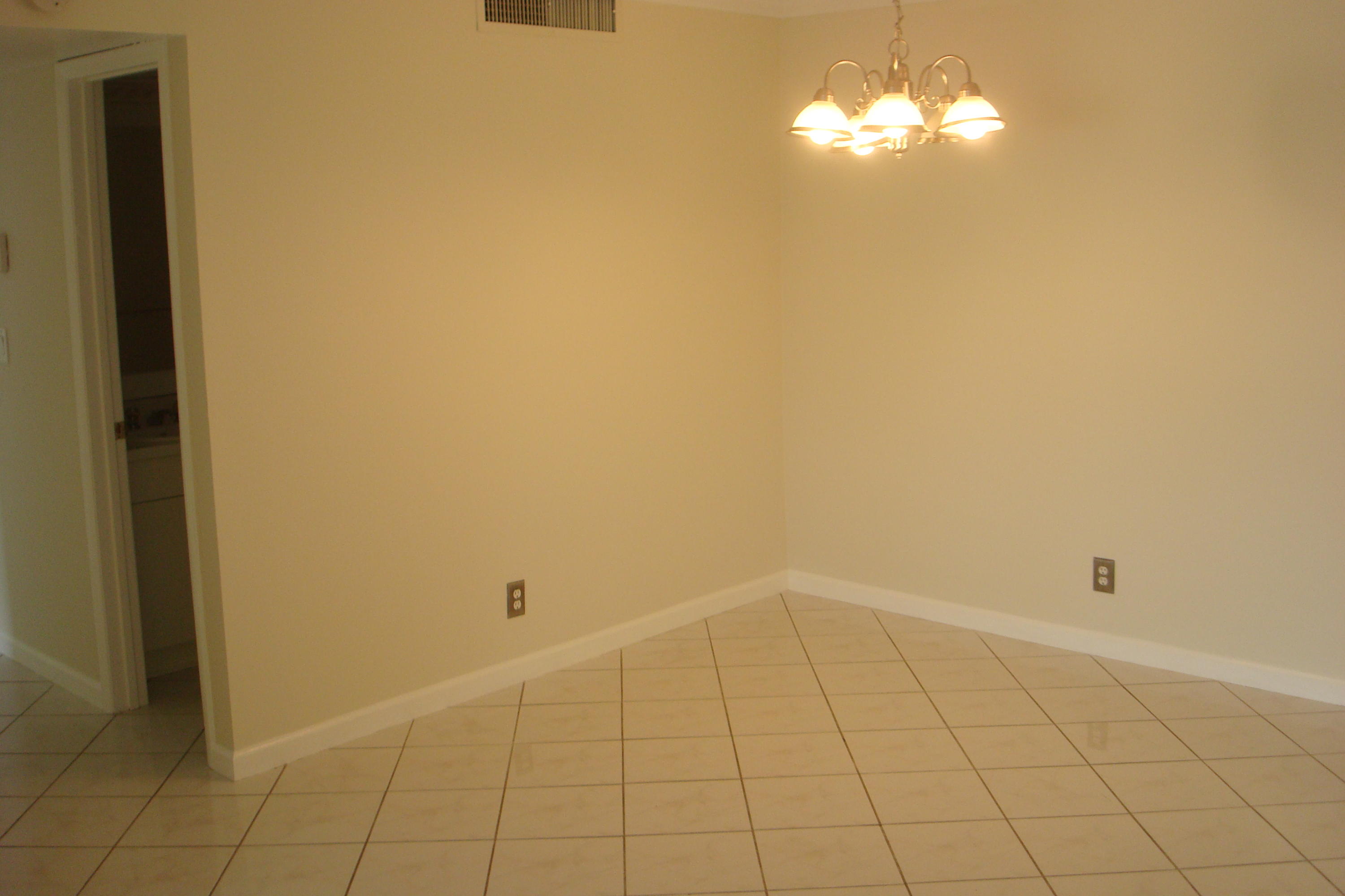 517 Dotterel Road, Unit 30A Delray Beach, FL 33444 - Photo 3 of 32 a view of an empty room