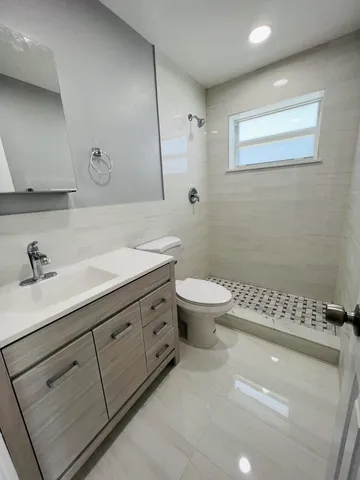 $2,800 | 418 Southwest 14th Avenue, Delray Beach, FL 33444