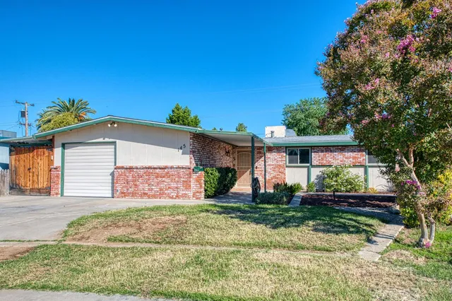 $359,000 | 145 Rall Avenue, Clovis, CA 93612