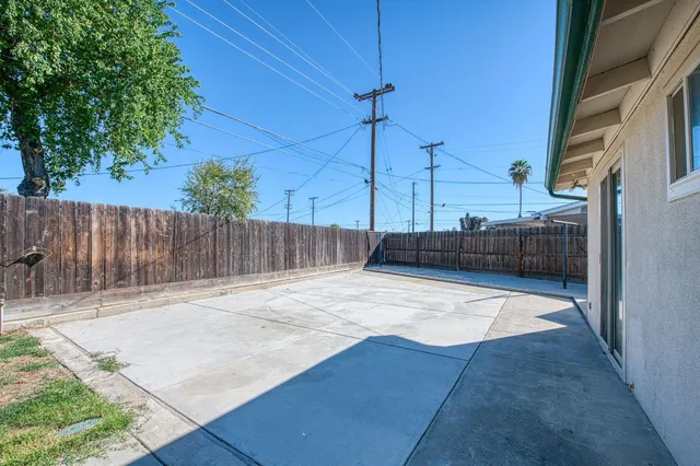 $359,000 | 145 Rall Avenue, Clovis, CA 93612