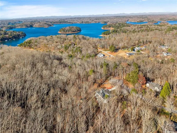 $739,900 | 3523 Lighthouse Lane, Gainesville, GA 30504