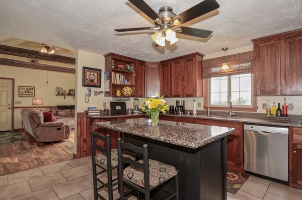 52 Bacon Hill Road Spencer, MA 01562 - Photo 6 of 28 Gallery Image 6