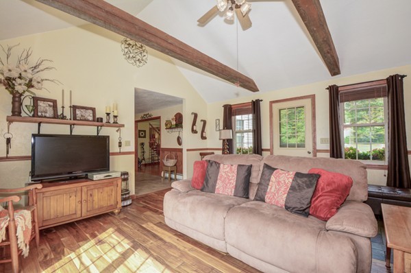 52 Bacon Hill Road Spencer, MA 01562 - Photo 10 of 28 Gallery Image 10