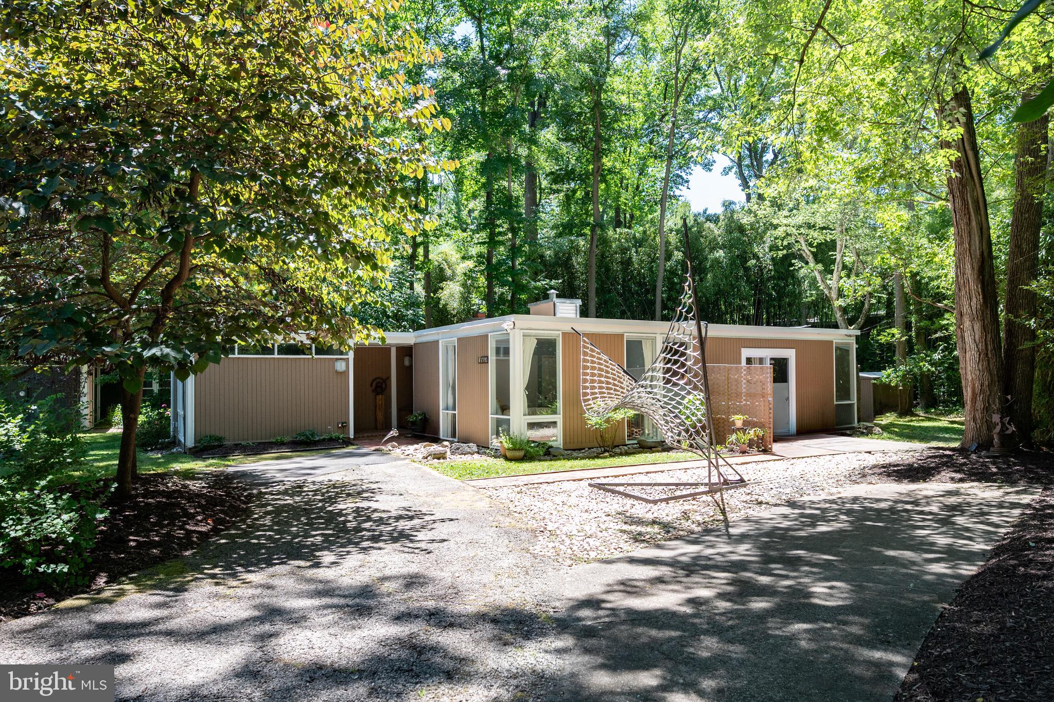 7710 Elba Road Alexandria, VA 22306 - Photo 2 of 50