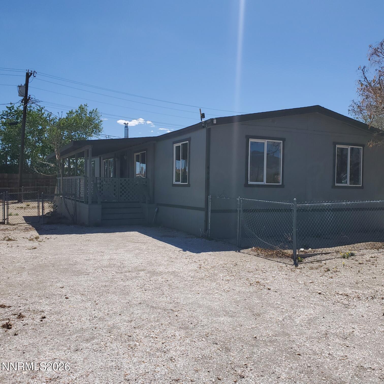 440 N Street Hawthorne, NV 89415 - Photo 34 of 34 a backyard of a house
