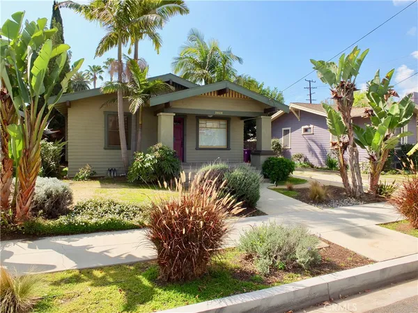 $3,500 | 3620 East 6th Street, Long Beach, CA 90814