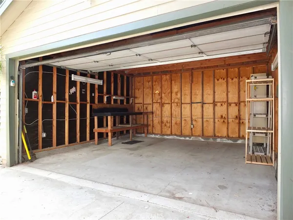 $3,500 | 3620 East 6th Street, Long Beach, CA 90814