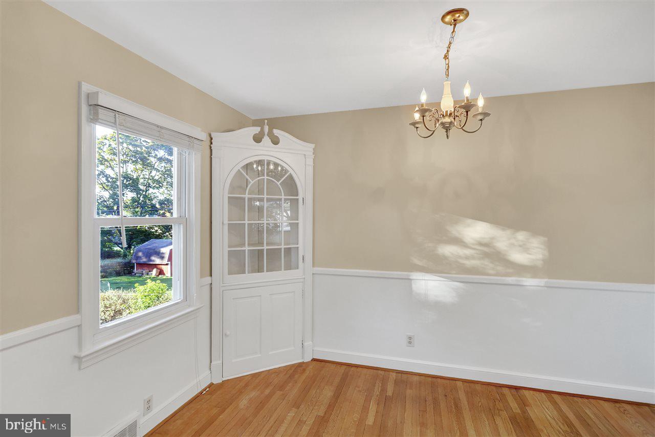 368 Hillcrest Road York, PA 17403 - Photo 8 of 35