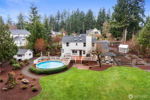 $1,150,000 | 15511 133rd Avenue East, Puyallup, WA 98374