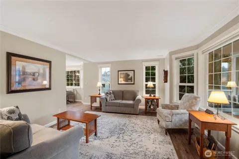 $1,150,000 | 15511 133rd Avenue East, Puyallup, WA 98374