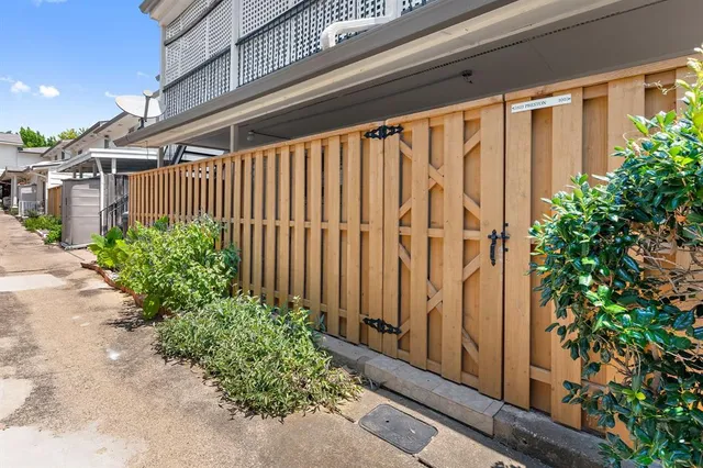a view of a house with a outdoor space