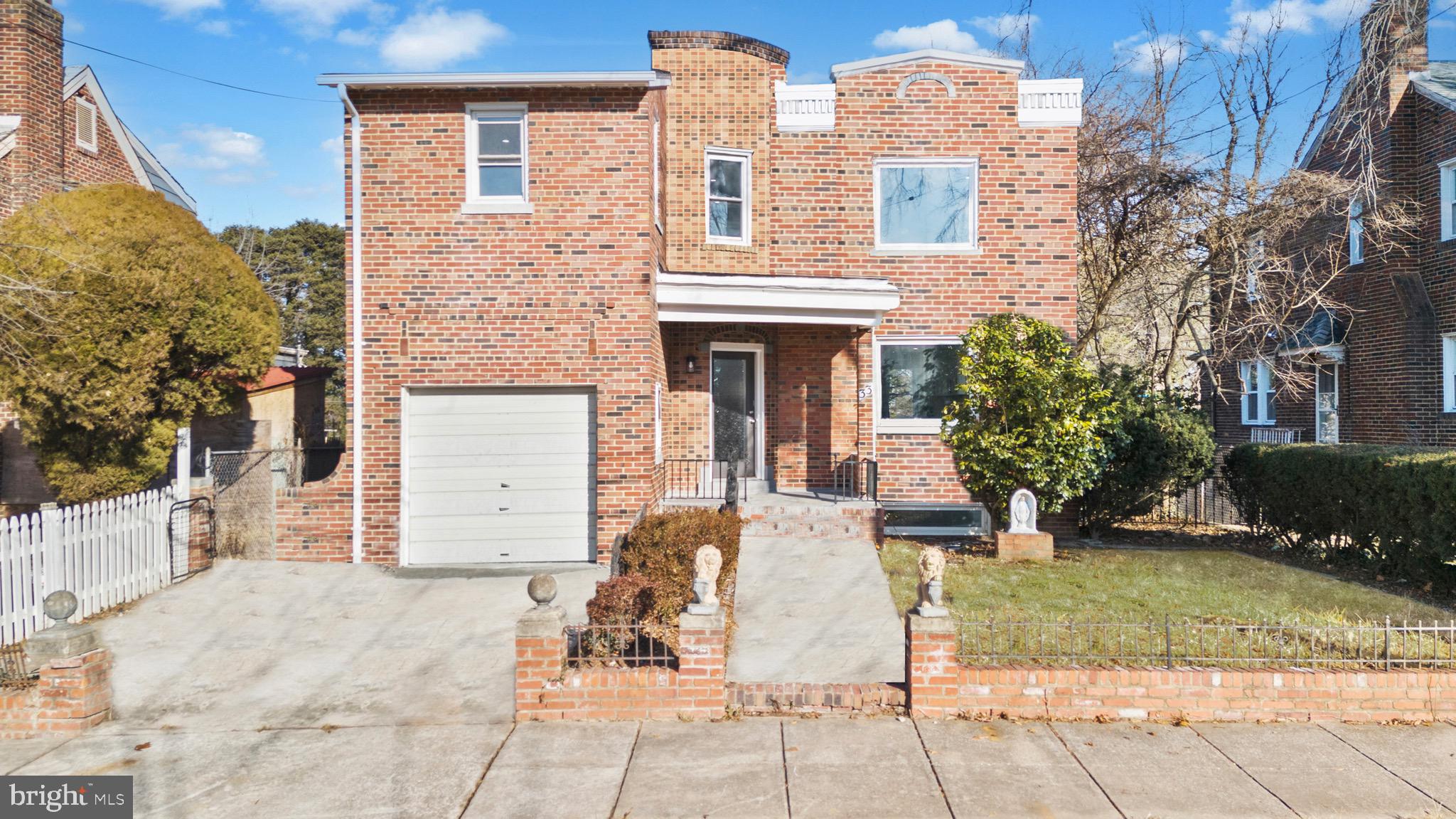 33 Nicholson Street Northwest Washington, DC 20011 - Photo 1 of 60