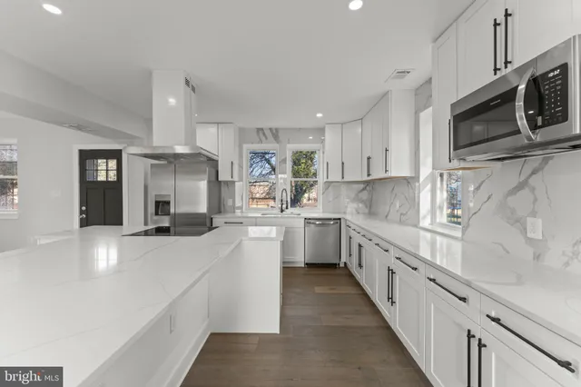 $930,000 | 33 Nicholson Street Northwest, Washington, DC 20011