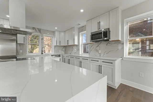 $930,000 | 33 Nicholson Street Northwest, Washington, DC 20011