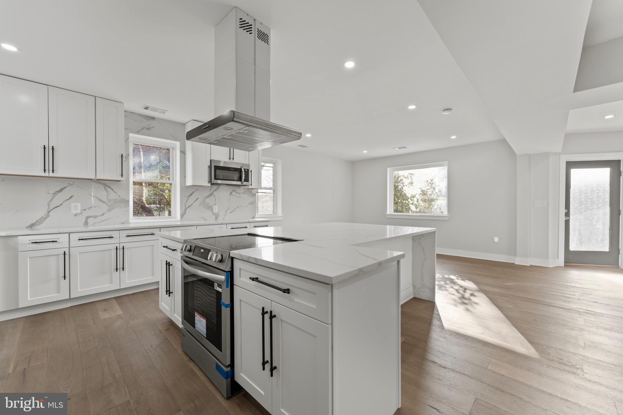 33 Nicholson Street Northwest Washington, DC 20011 - Photo 22 of 60