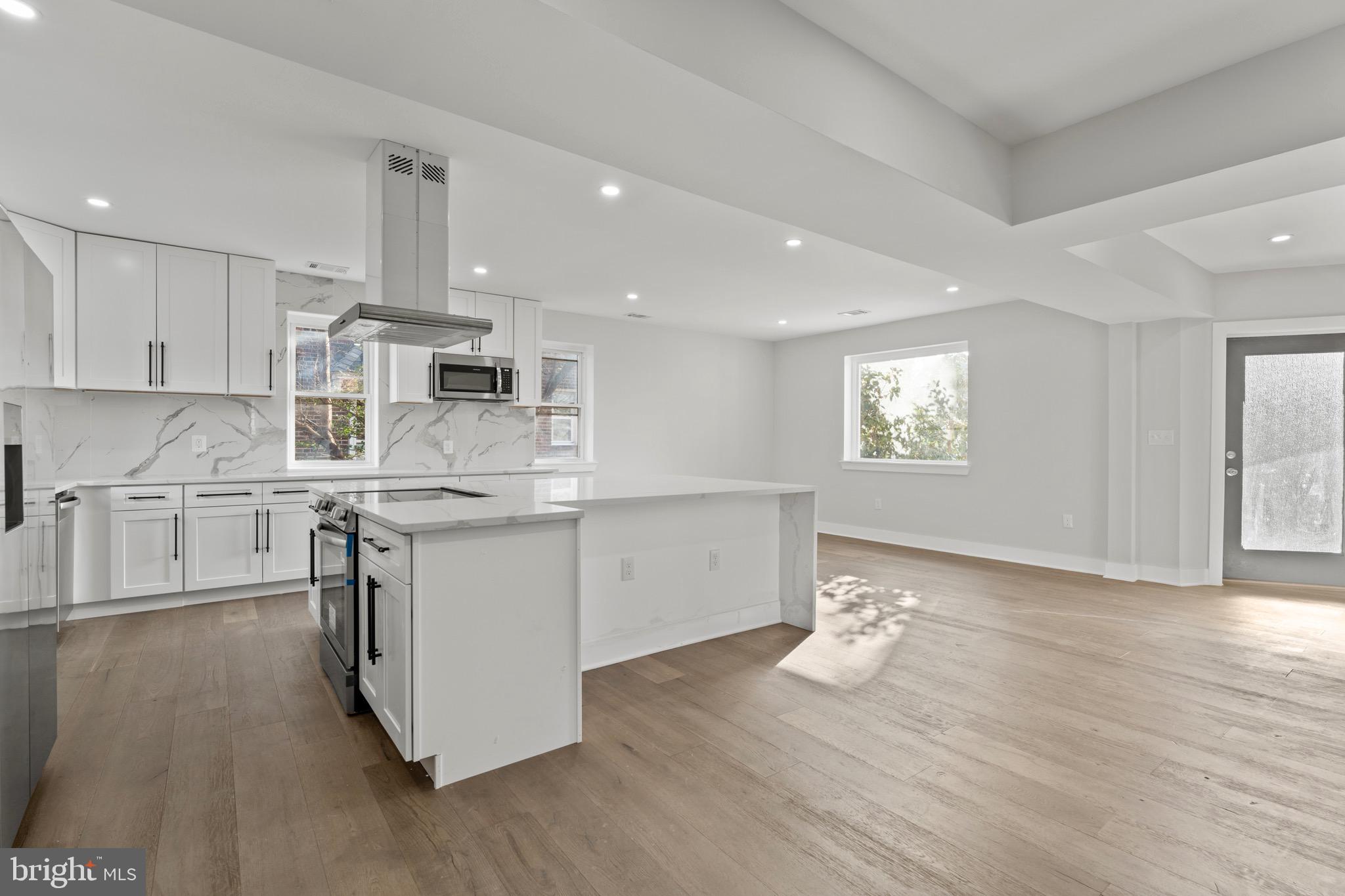 33 Nicholson Street Northwest Washington, DC 20011 - Photo 23 of 59