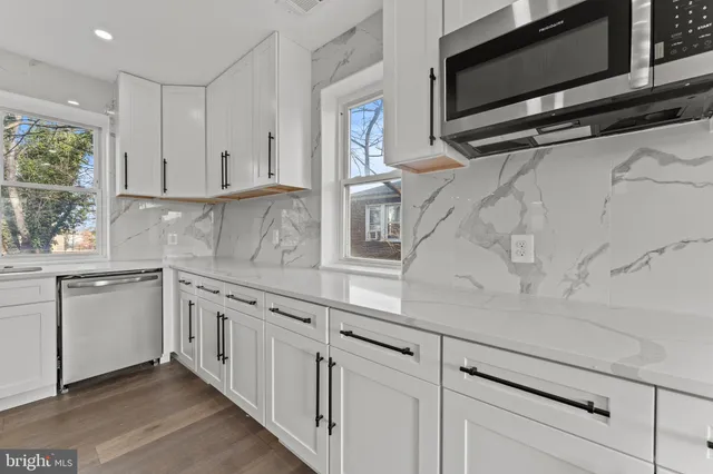$930,000 | 33 Nicholson Street Northwest, Washington, DC 20011