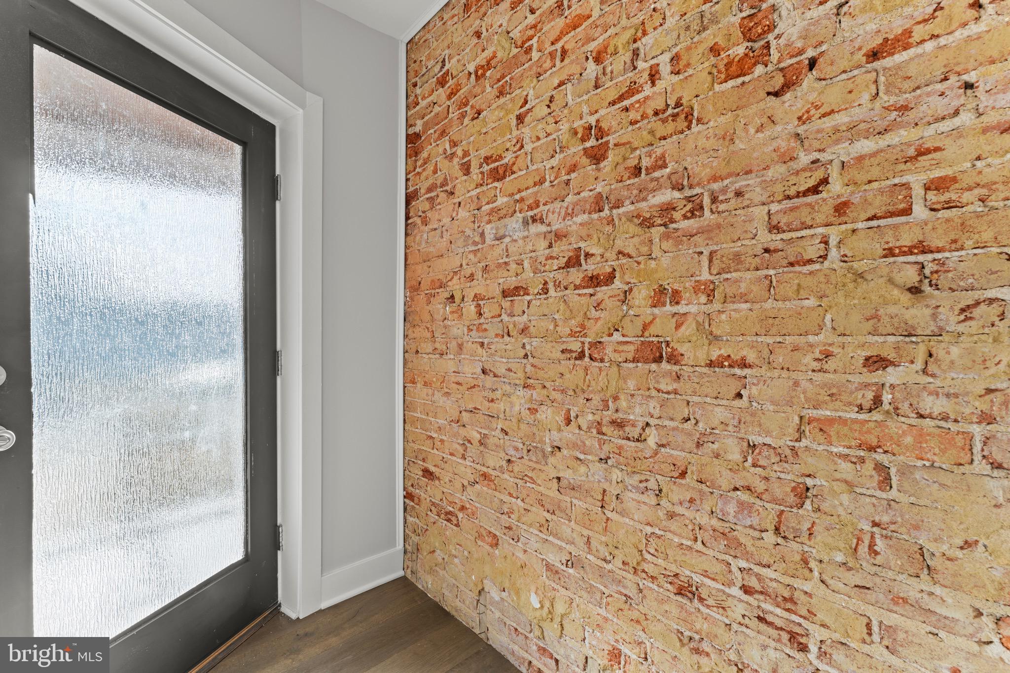 33 Nicholson Street Northwest Washington, DC 20011 - Photo 3 of 59 Entry Area