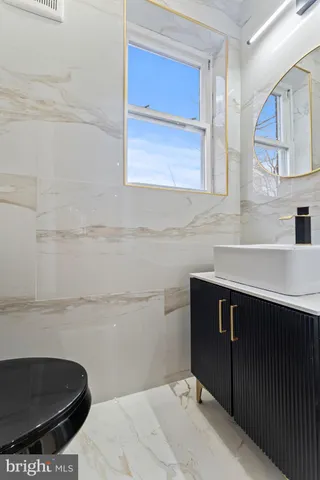 $930,000 | 33 Nicholson Street Northwest, Washington, DC 20011