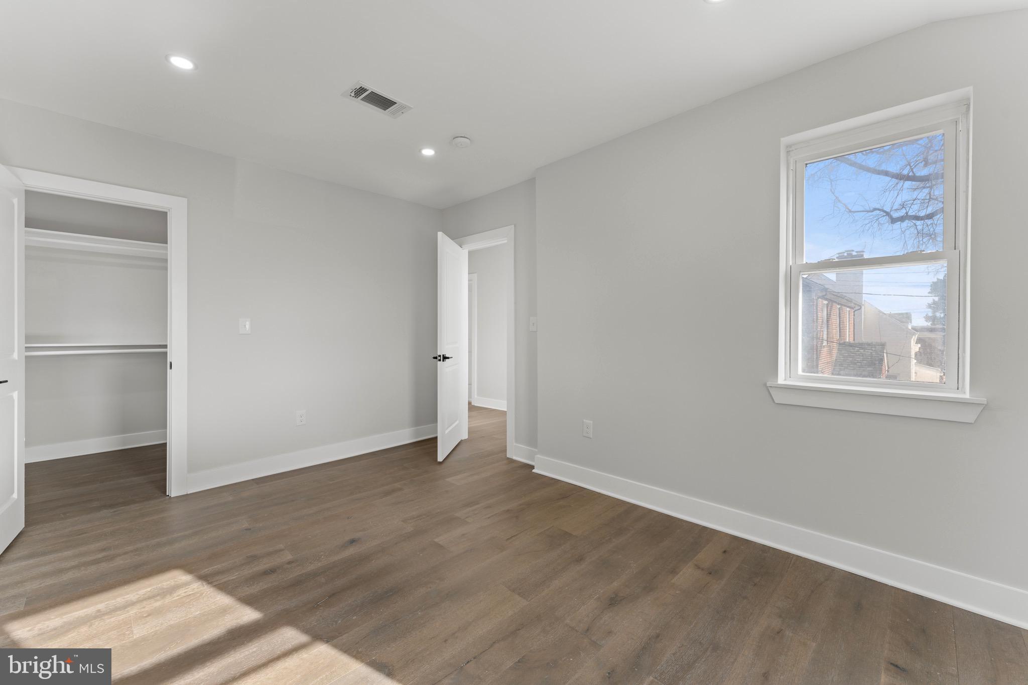 33 Nicholson Street Northwest Washington, DC 20011 - Photo 37 of 59