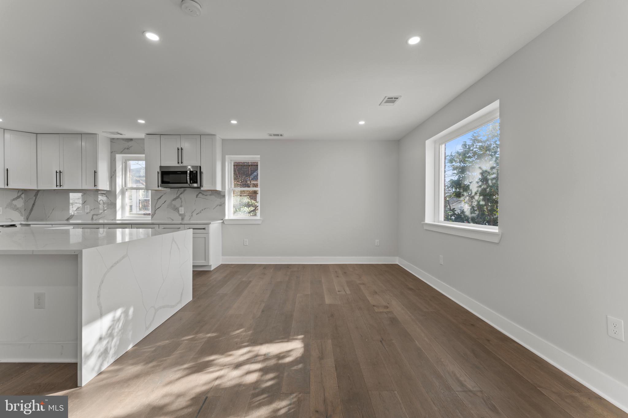 33 Nicholson Street Northwest Washington, DC 20011 - Photo 10 of 59