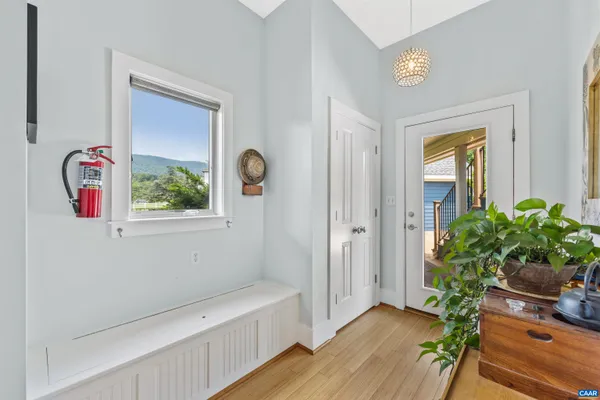 $1,625,000 | 7520-7522 Greenwood Station Road, Greenwood, VA 22943