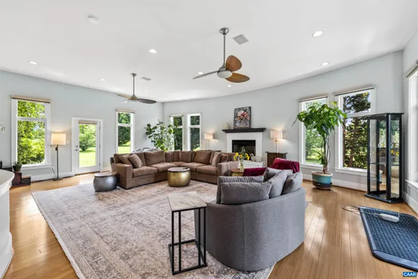 $1,625,000 | 7520-7522 Greenwood Station Road, Greenwood, VA 22943